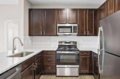 S Bed Las Brisas Apartment Homes 43